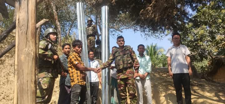 লামায় আগুনে ক্ষতিগ্রস্ত ত্রিপুরা পরিবারের পাশে দাঁড়িয়েছেন আলীকদম জোন