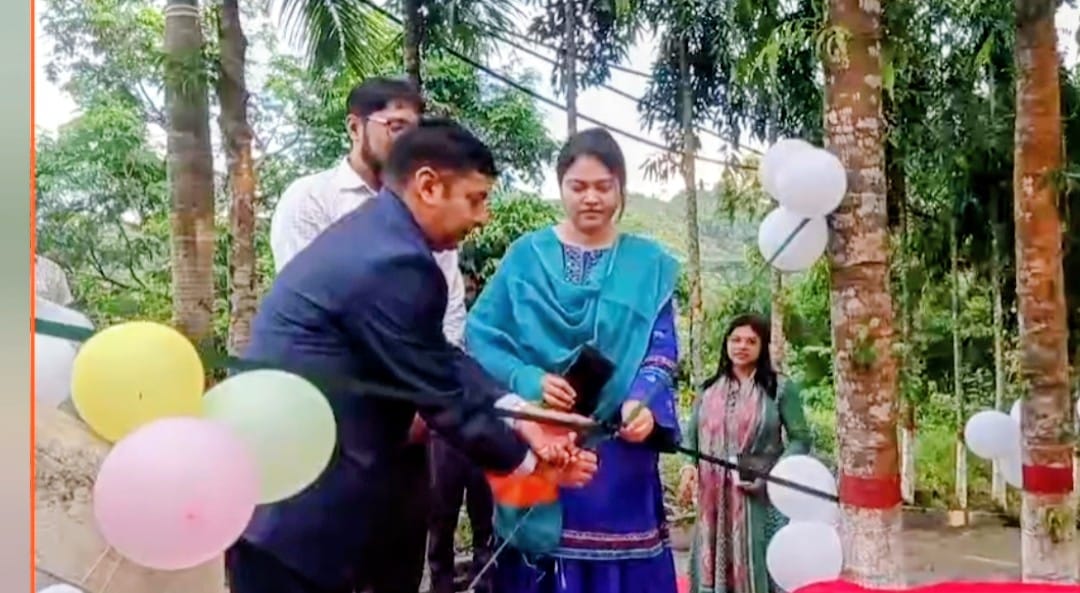 লামা উপজেলা পরিদর্শন করেন চ. বিভাগীয় কমিশনার ড. মোঃ জিয়া উদ্দিন
