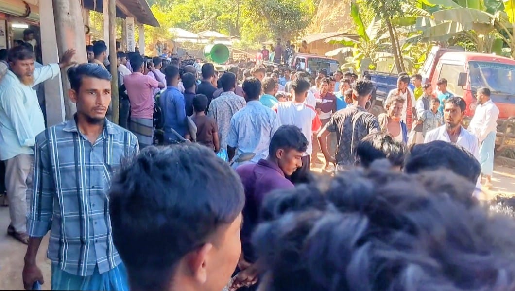 লামায় শ্রমিকদের আন্দোলন থামছেনা