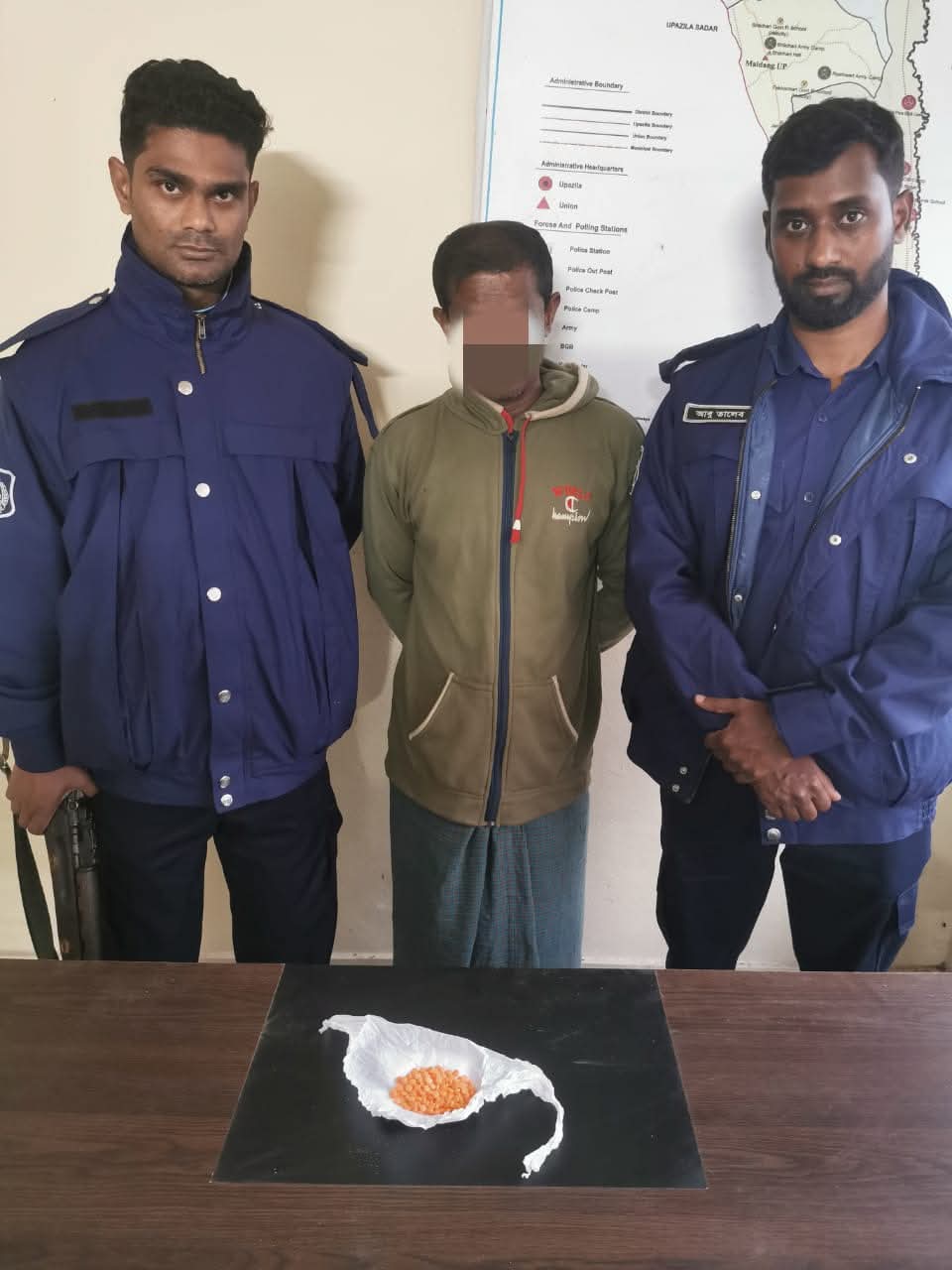 মাদকবিরোধী অভিযানে জুরাছড়িতে ইয়াবাসহ যুবক আটক