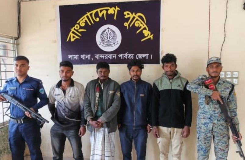 লামায় ২ চোরাই গরুসহ চার চোর গ্রেফতার