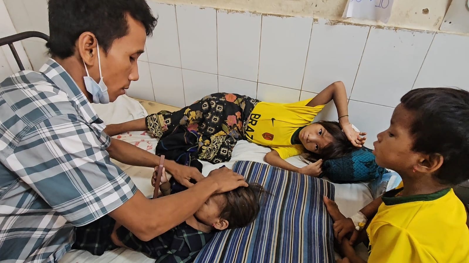 পাহাড়ে হামের প্রাদুর্ভাব; প্রতিনিয়ত বাড়ছে মৃতের সংখ্যা